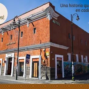 hotel-casa-de-oracion-san-jose.hotelspuebla.com/